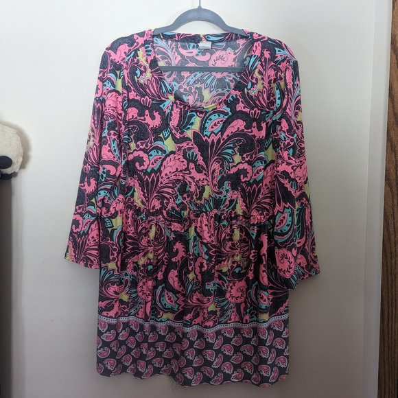 Beautiful Plus Size Tunic Top - Picture 1 of 8